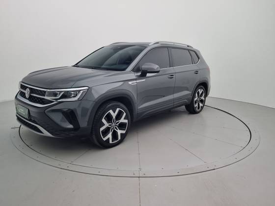VOLKSWAGEN TAOS 1.4 250 TSI TOTAL FLEX HIGHLINE AUTOMÁTICO